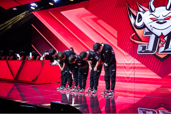 GEN战胜TES斩获S15瑞士轮首胜 Kiin荣膺MVP表现出色