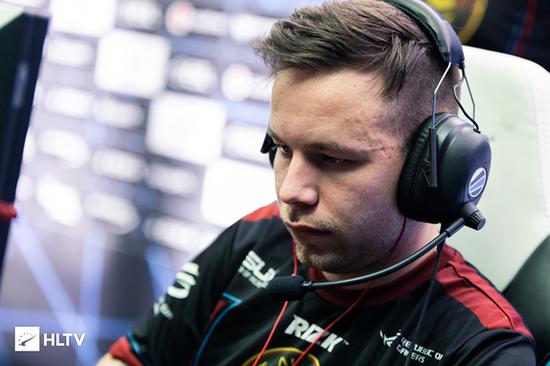 全面解析王者荣耀国服哪吒出装与铭文推荐